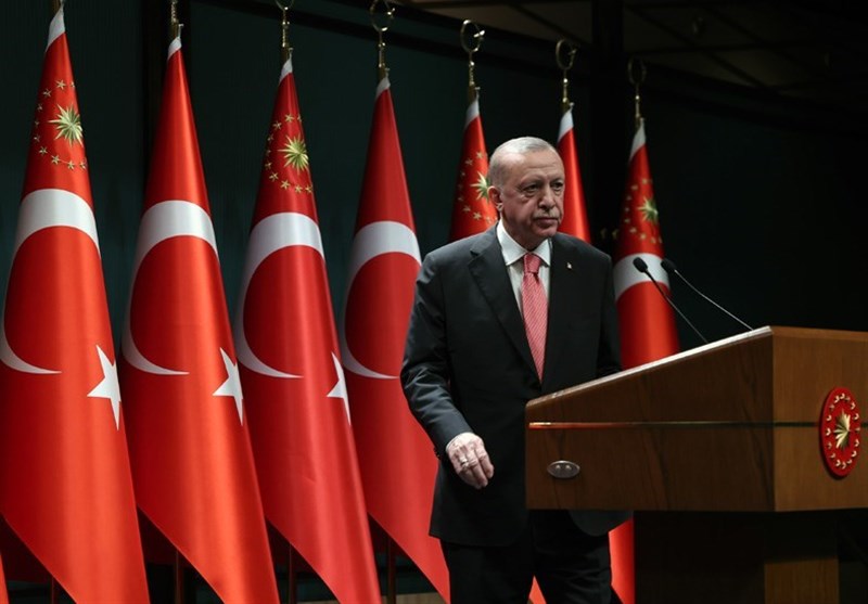 "Prezident Erdogan chce nyní zlepšit vztahy s Izraelem," řekl Akul. „Pokud chceme pokročit v politice, nemůžeme prosazovat politický vztah s válkou,“ řekl.