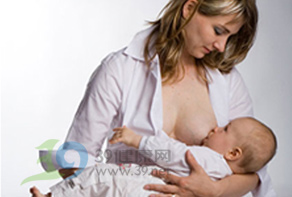 Tři zásady kojení pro nové matky